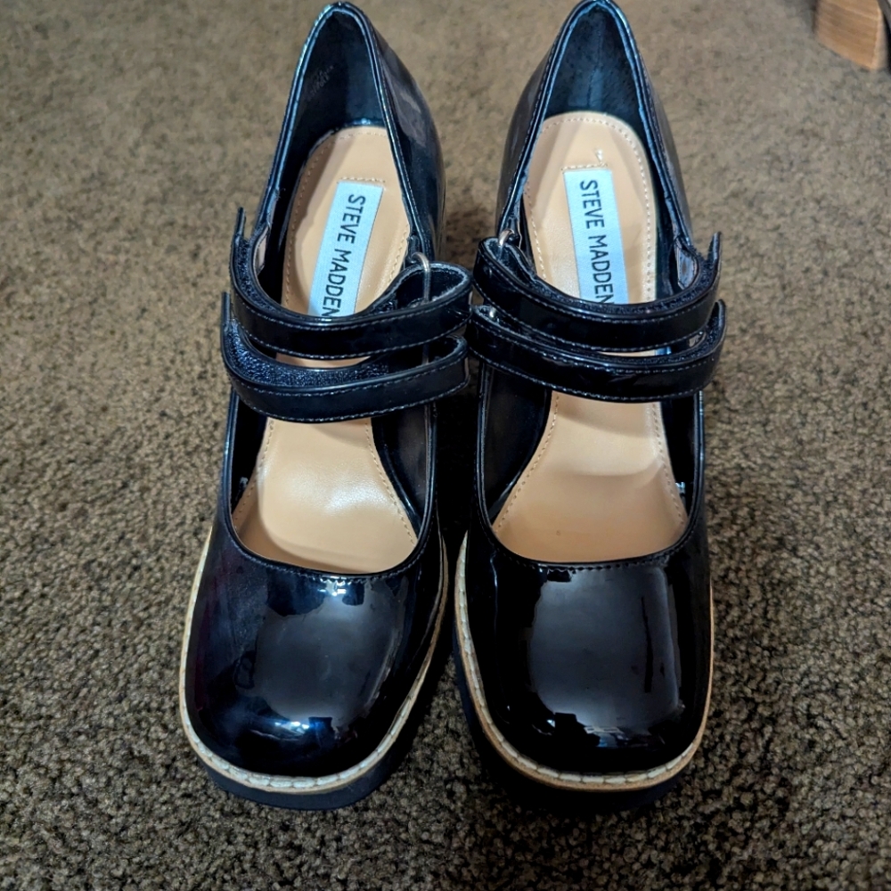 Steve Madden Black Patent Leather Mary Jane Shoes